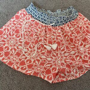 Lightweight shorts size M